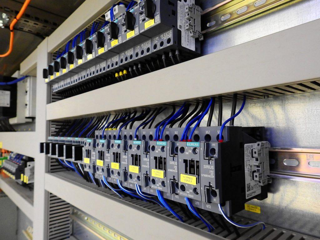 Does Garage Door Opener Need Dedicated Circuit? 2 Does Garage Door Opener Need Dedicated Circuit