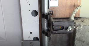 Read more about the article How to Do Challenger Garage Door Opener Troubleshooting?