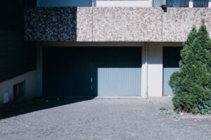 Read more about the article Best 1/2 HP Chain Drive Garage Door Opener (2026 Picks)