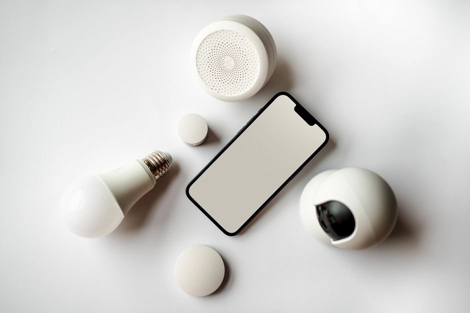 Read more about the article Best WiFi and Bluetooth Smart Garage Door Openers (2026)