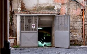 Read more about the article Genie Cryptar II Garage Door Opener: Programming and Fix Guide