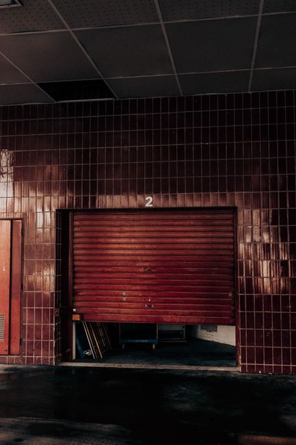 Read more about the article Genie Model 450 Garage Door Opener: Fix or Replace?