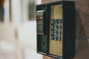 Read more about the article How to Reset Craftsman Garage Door Keypad Without Enter Button