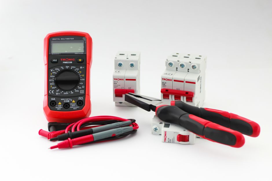 Genie Garage Door Opener Amp Draw: Full Circuit Guide 7 Digital multimeter with electrical testing tools