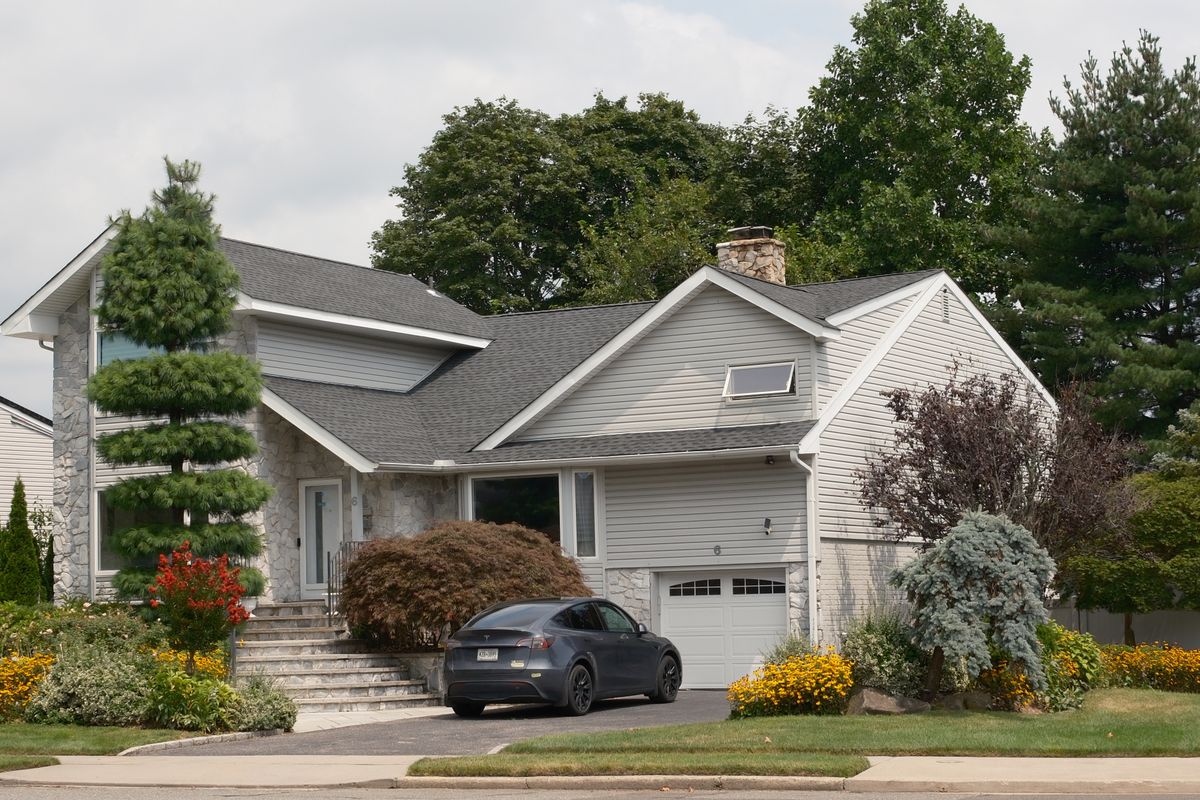 Suburban home garage considered for LiftMaster opener replacement