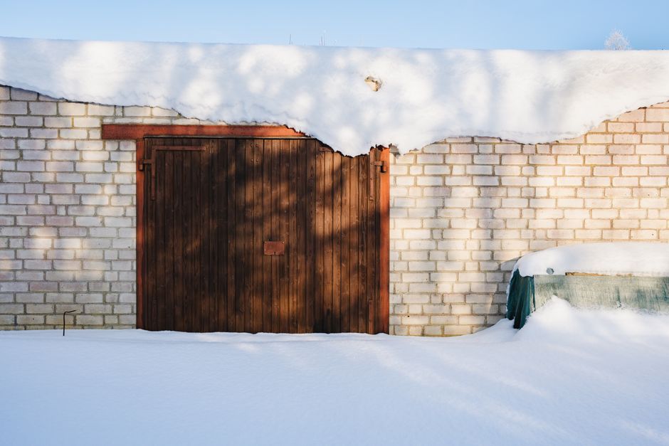 Read more about the article Garage Door Keypad Not Working in Cold Weather: The Fix
